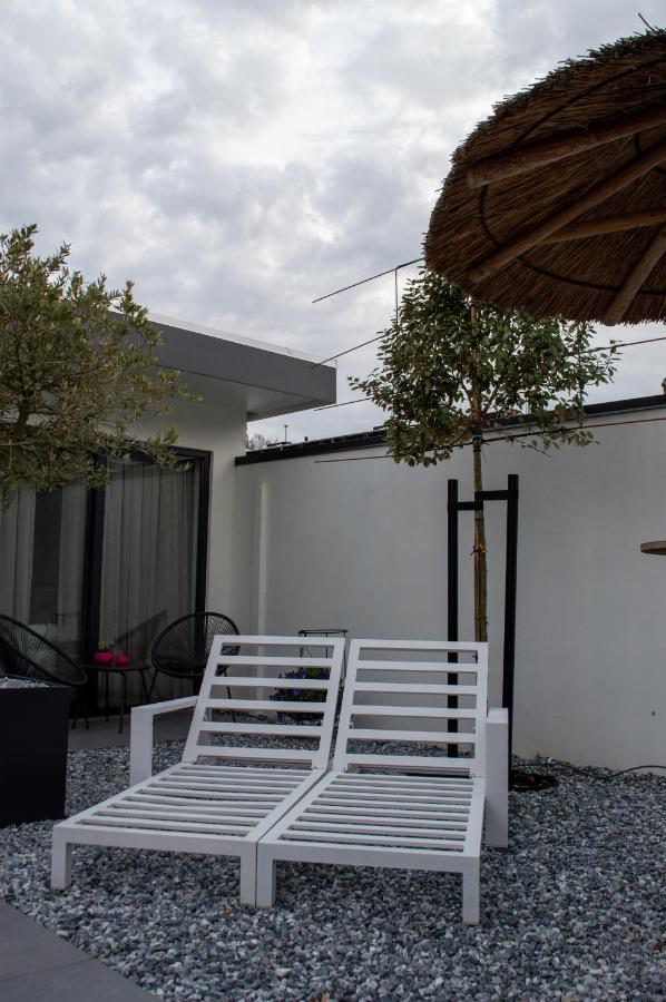 B&B Bubbles&Bites Oostvoorne Eksteriør billede